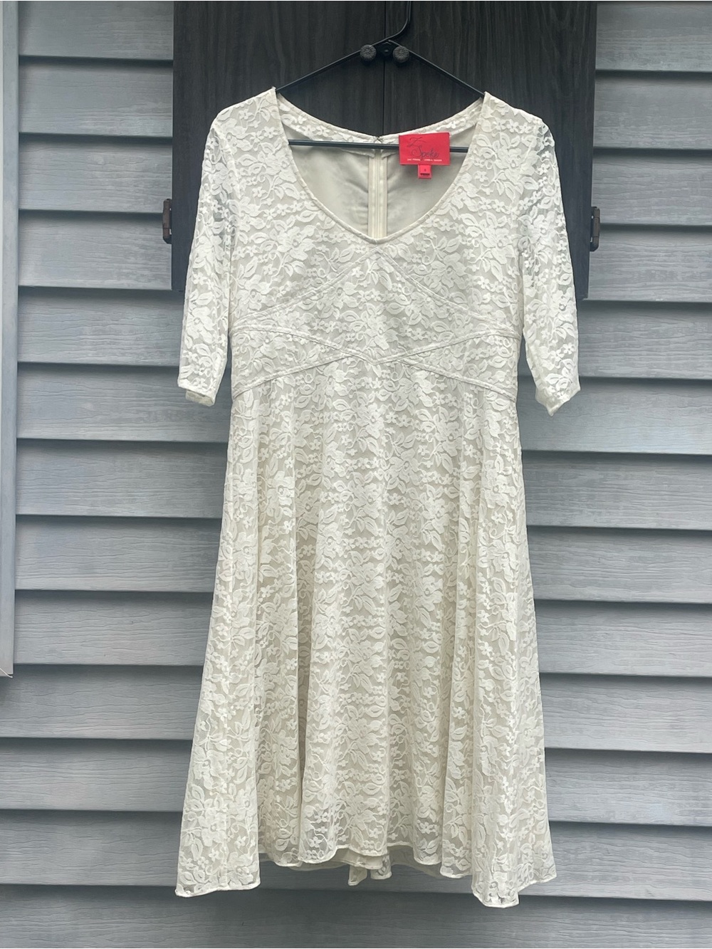 L Spoke SS Ivory Lace Dress 10